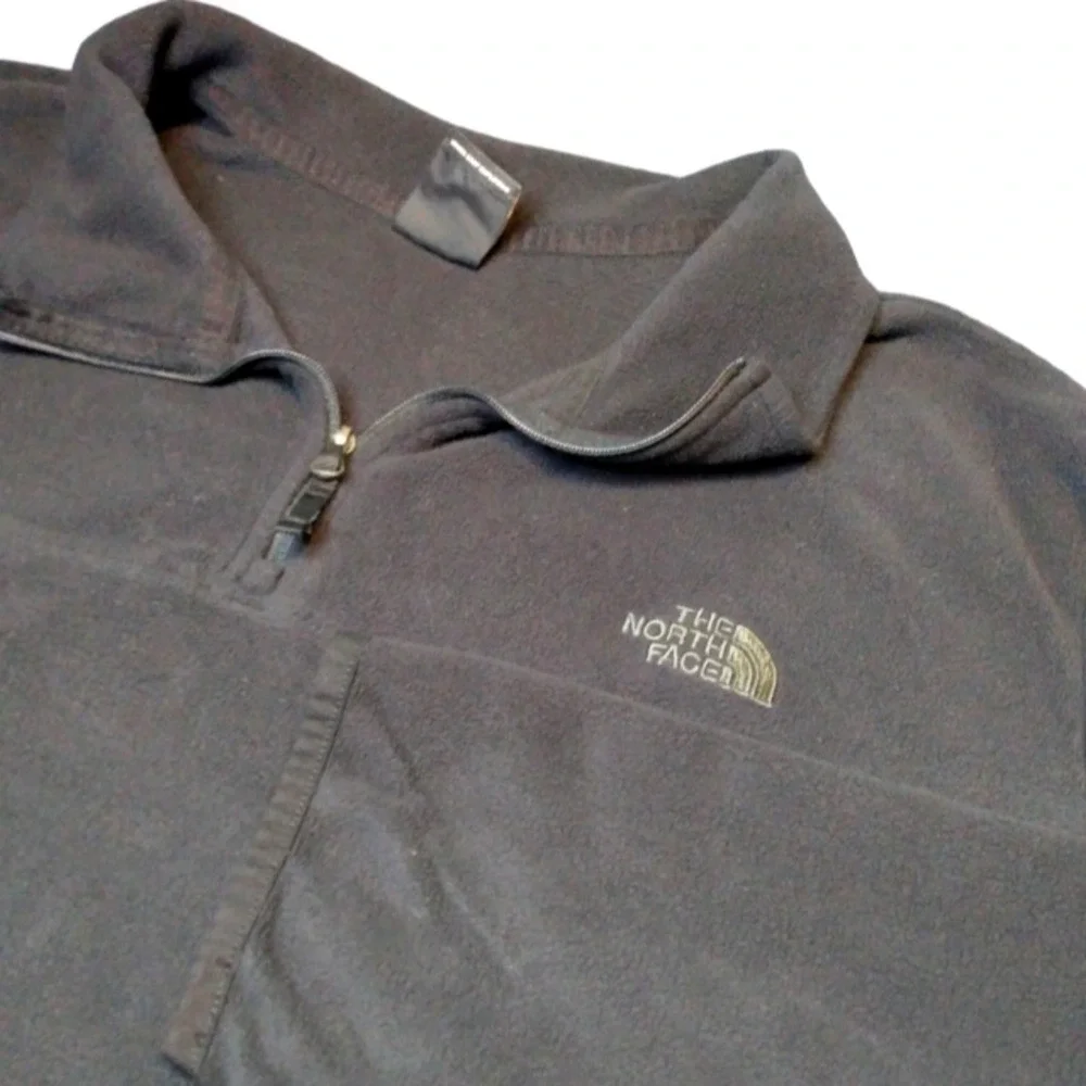 The North Face Black Fleeced 1/4 zip-up Sweater XL